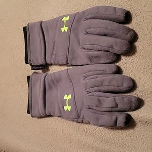 UnderArmour Suede gloves